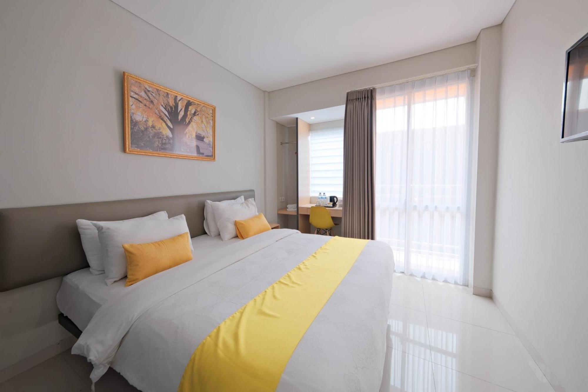 S101 Hotels スマラン エクステリア 写真